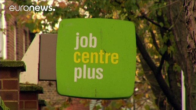 Regno Unito: disoccupazione stabile al 4.9%, crescono i salari +1.7%