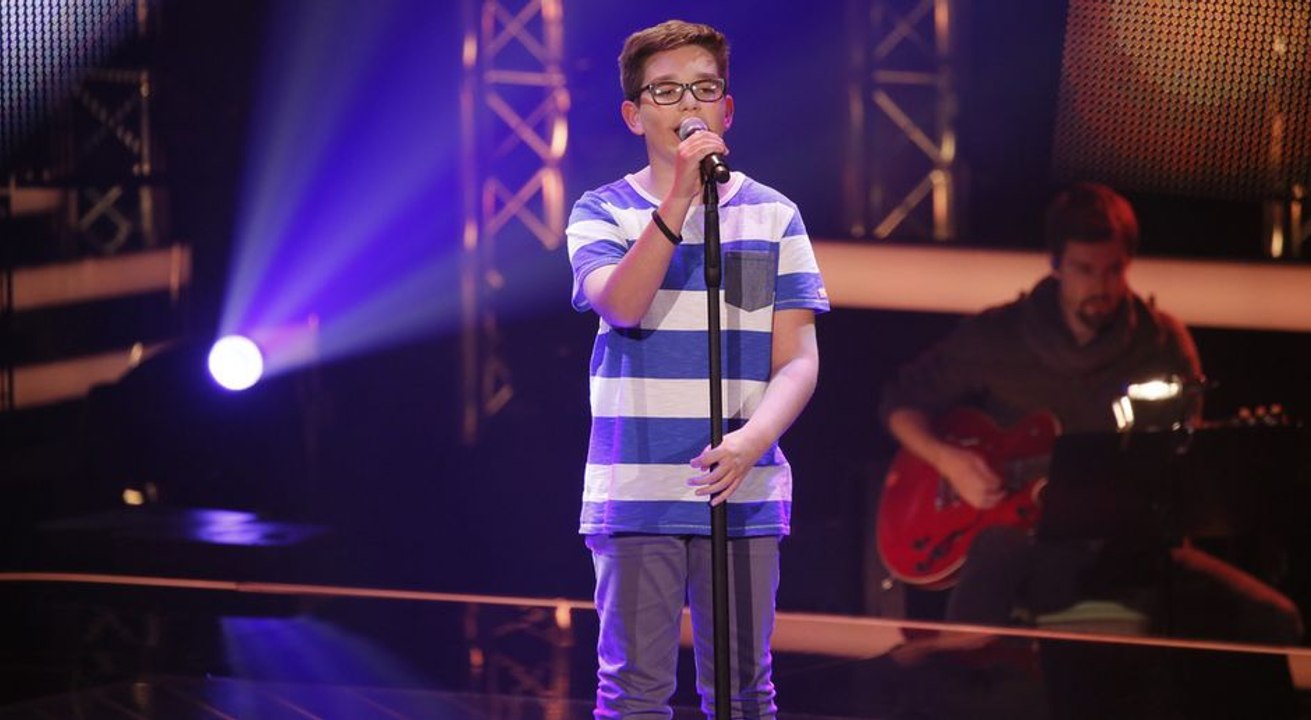 Maxime: Champs Elysees - The Voice Kids | Blind Auditions | SAT.1