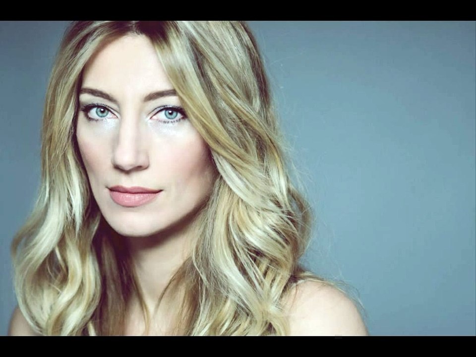 Ana Stanic - Nadji me