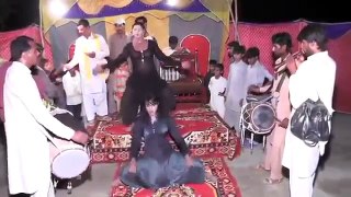 mujra on dhol,Hot Mujra Dance 2016,new wedding dance,masty