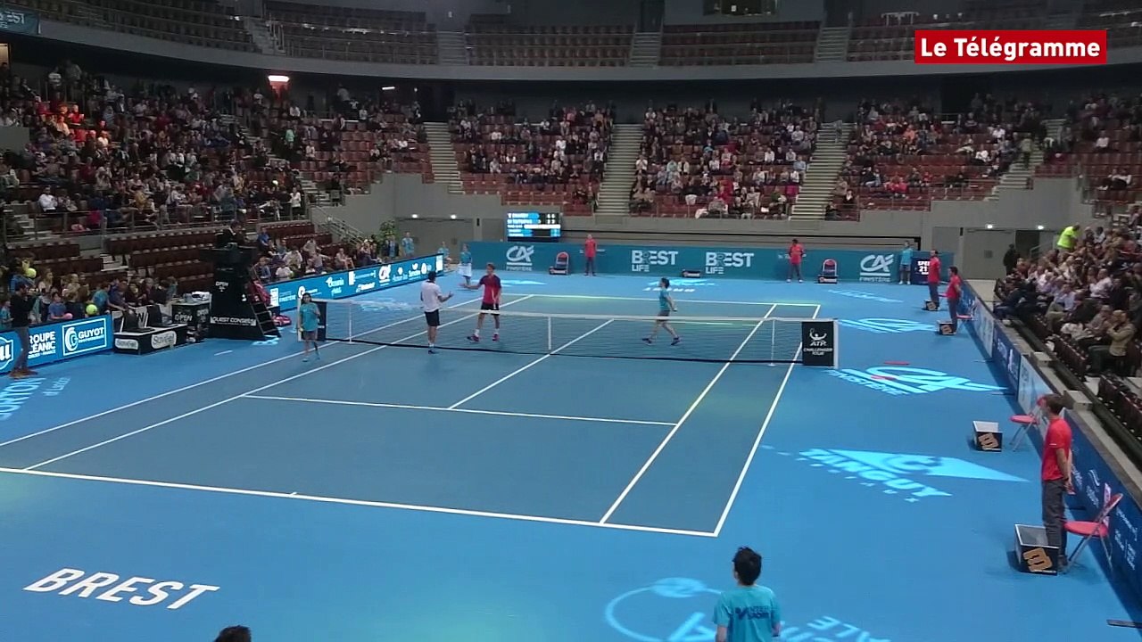 Open Brest Arena. Jérémy Chardy s'impose face à Stefanos Tsitsipas (6–2/6–3)