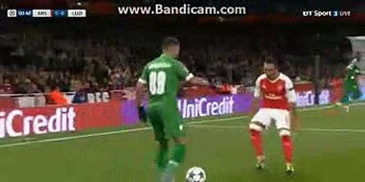 Mesut Ozil Fantastic Pass - Arsenal 0-0 Ludogorets - Champions League - 19_10_2016 HD