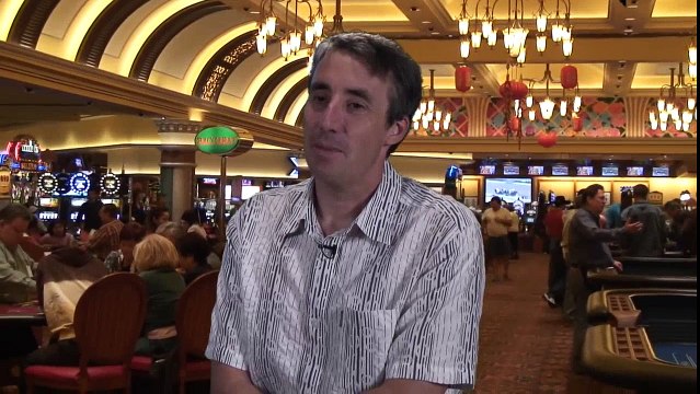 How to win at blackjack (21) with gambling expert Michael Wizard of Odds Shackleford