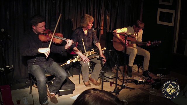 Ulaid - Punching holes