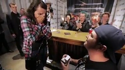 La banda Green Day fue testigo de propuesta de matrimonio