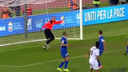 Ronaldinho vs Amigos de Maradona & Totti ● Jogo pela Paz ● 12/10/16