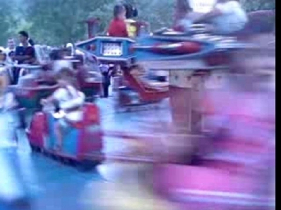 ma petite sissou au parc d'attraction 17/08/2007