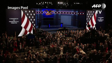 Clinton accuse Trump d'être la "marionnette" de Poutine