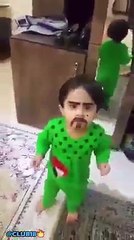 Most Funny Video Of Beatiful Children-Child Confuesd and Sock to watch Mirror