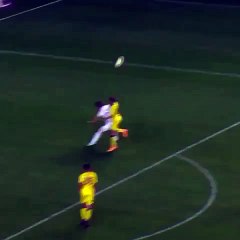 Charlie Colkett do Bristol Rovers super passe