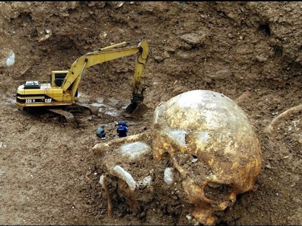 GIANTS ON EARTH 2016