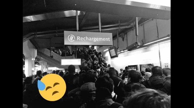 Ces scènes apocalyptiques ne viennent pas de Walking Dead mais du RER A