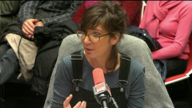 Souvenirs d’enfance - la drôle d'humeur de Nora Hamzawi