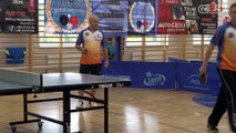 Rozgrywki II ligi tenisa stołowego w Leopoldowie (prod. Magnes.TV)