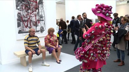 Installation au Petit Palais et nouveaux espaces: la Fiac marque son ambition