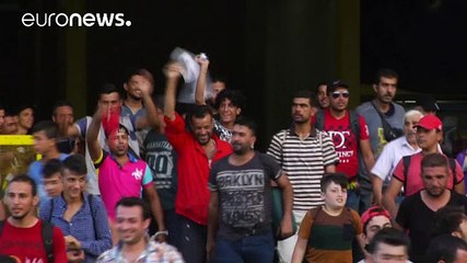 Mülteciler Yunan ekonomisinin canlanmasına katkı sağlıyor