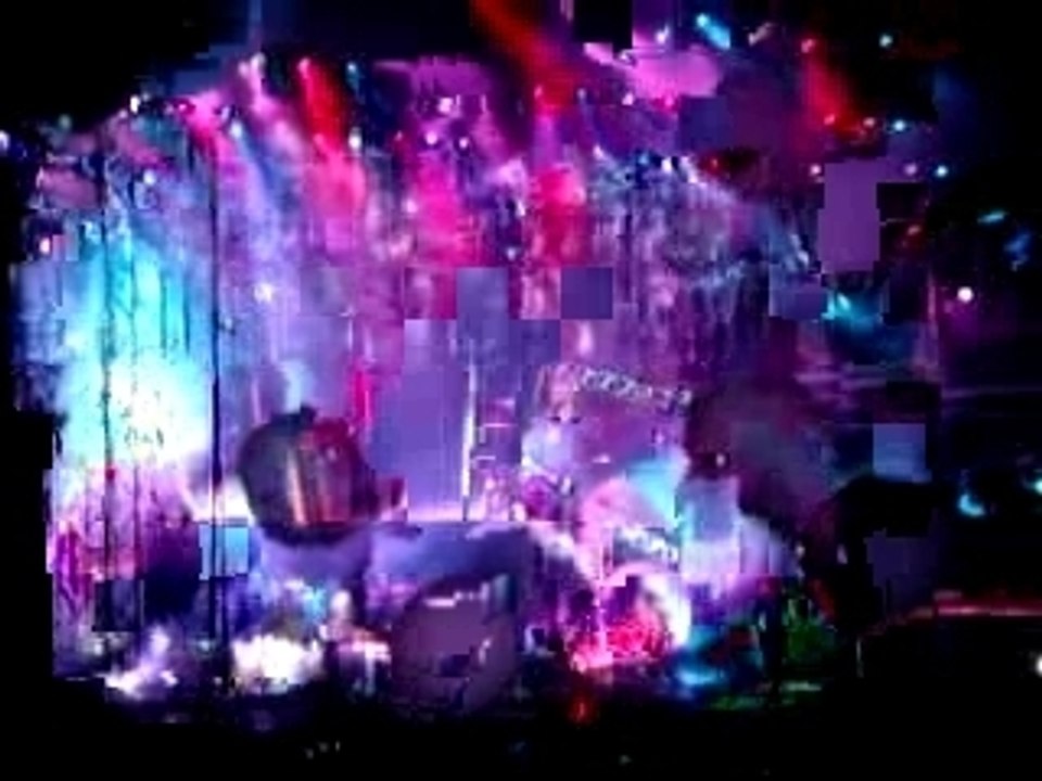 Muse Plug In Baby Angouleme 2007 LIVE