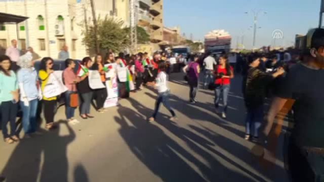 Suriye'de Kadın ve Çocuklardan Pyd/pkk Protestosu