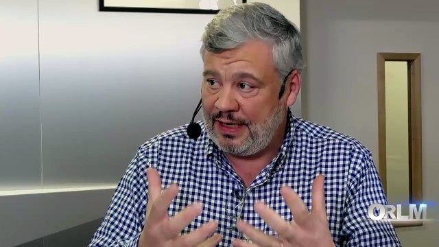 ORLM-240 : 11P - Peut-on avoir plus confiance en Apple qu'en Google?