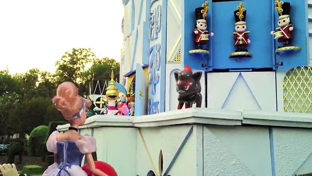 Pokemon Go at Disneyland _ Disney Princess catches Pikachu Stop Motion Movie Clips