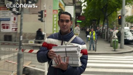 Macaristan'ın kapatılan Nepszabadsag gazetesi çalışanları vazgeçmiyor