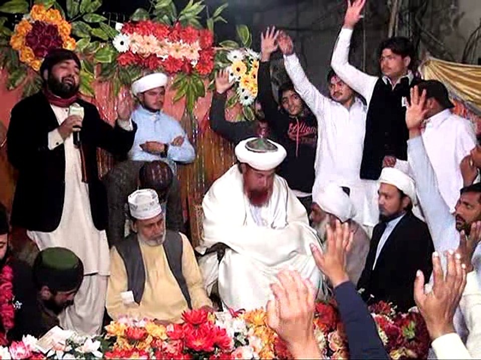 Main Nokar Panjtan da Mehfil Sadaat Colony Badami Bagh Lahore 2016 By Muhammad Usman Qadri Officiall