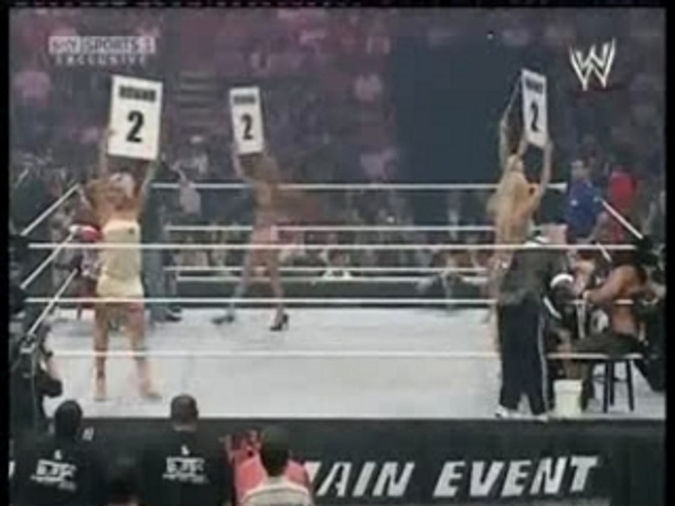 Saturday Night's Main Event, Torrie as a ring girl