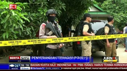 Polisi dan Gegana Geledah Rumah SA
