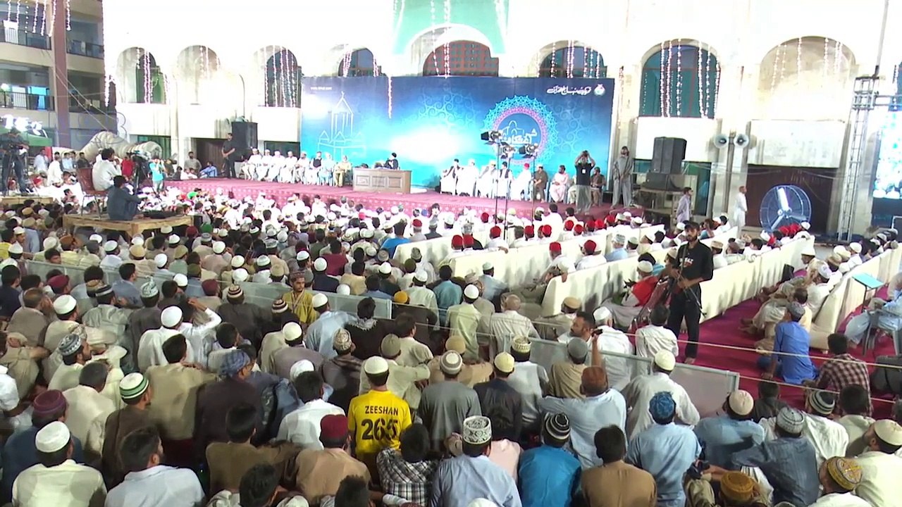 Seerat-e-Mustafa ka hr Andaz Azeem hai - Tahir-ul-Qadri (iTikaf City 2016)