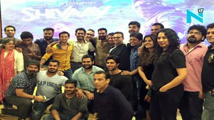 LOL! Kajol leg pulls Ajay live on Facebook