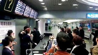 Beijing airport fight between China Eastern staff and aggrieved travelers