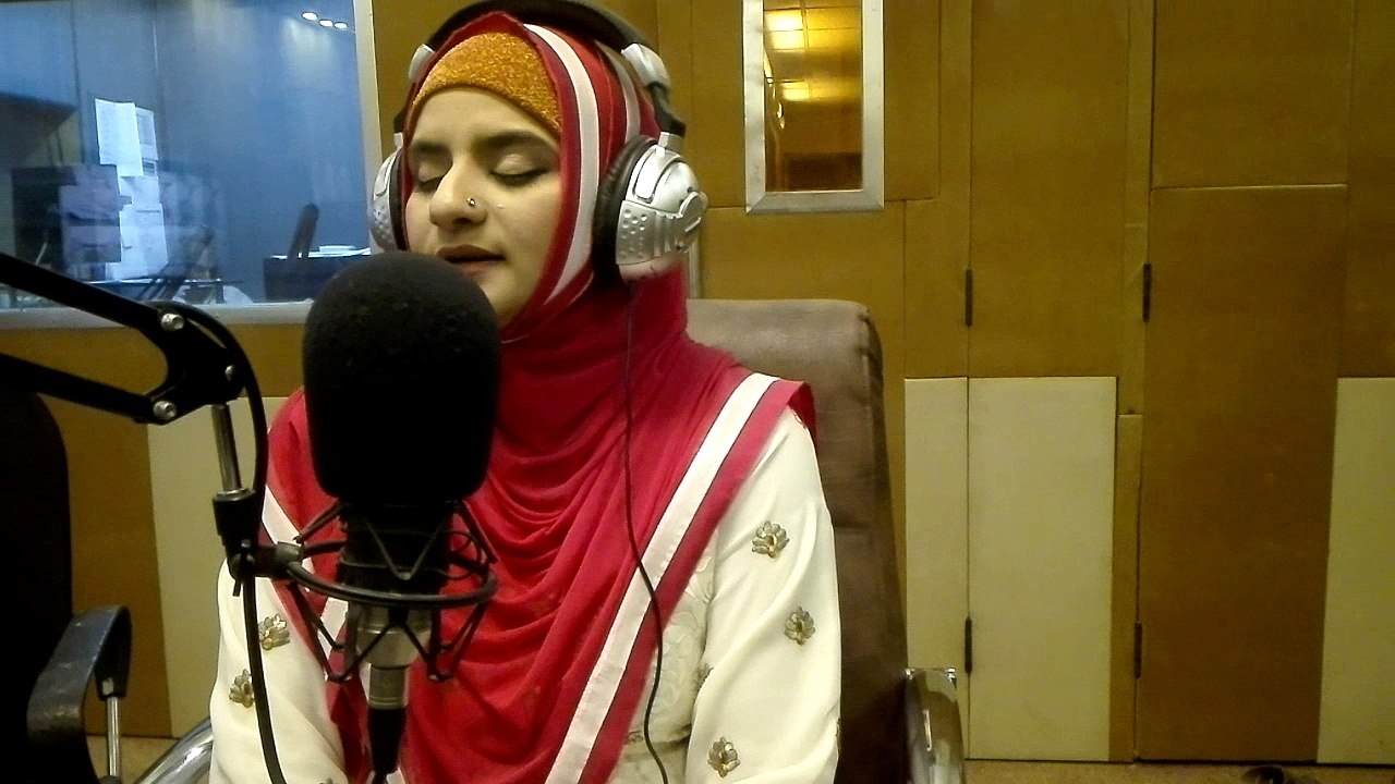 Famous Sanakhwan Hooria Faheem and Muhammad Abbas Soharwardi in Ajmal Khan Shobi Ramadan Transmission