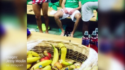 La joie dans le vestiaire après ASSE-Qabala