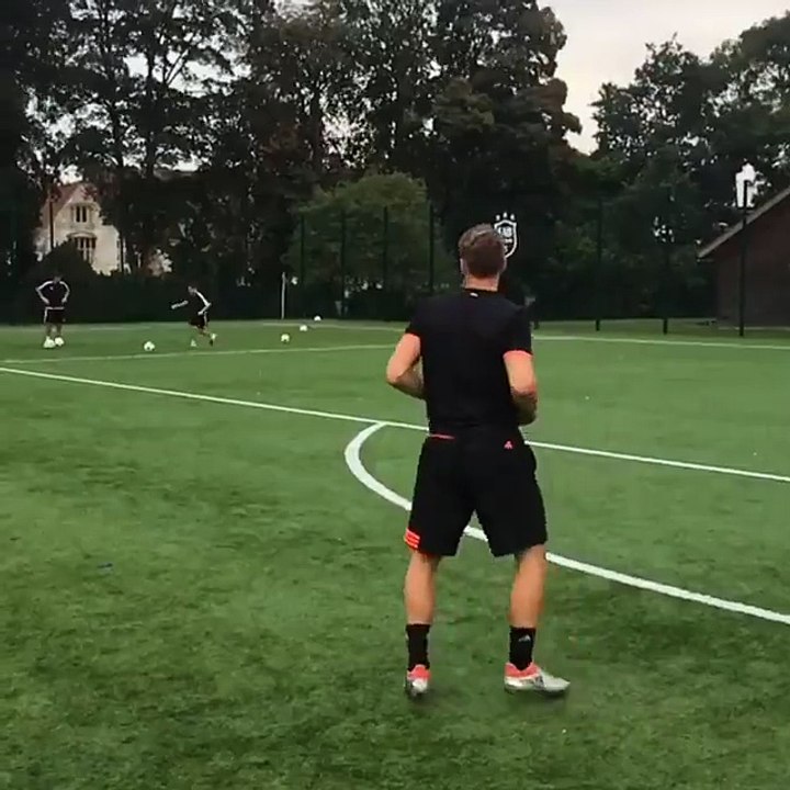 Amazing Superior Striker Skills