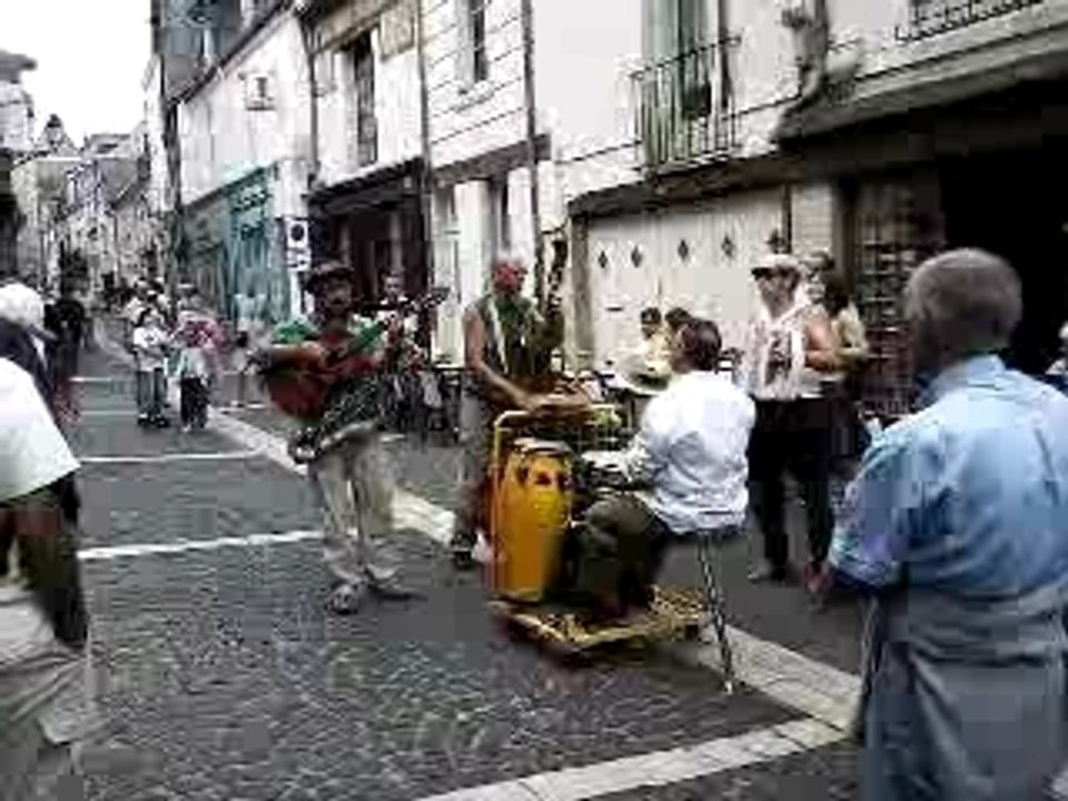 Au coin d'une rue