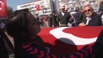 Izmir Şehit Yüzbaşı Oğuz Özgür Çevik Son Yolculuğuna Uğurlanıyor-2
