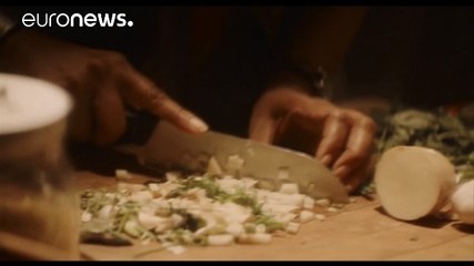 الفنانة الأمريكية نورا جونز تعود بألبوم جديد