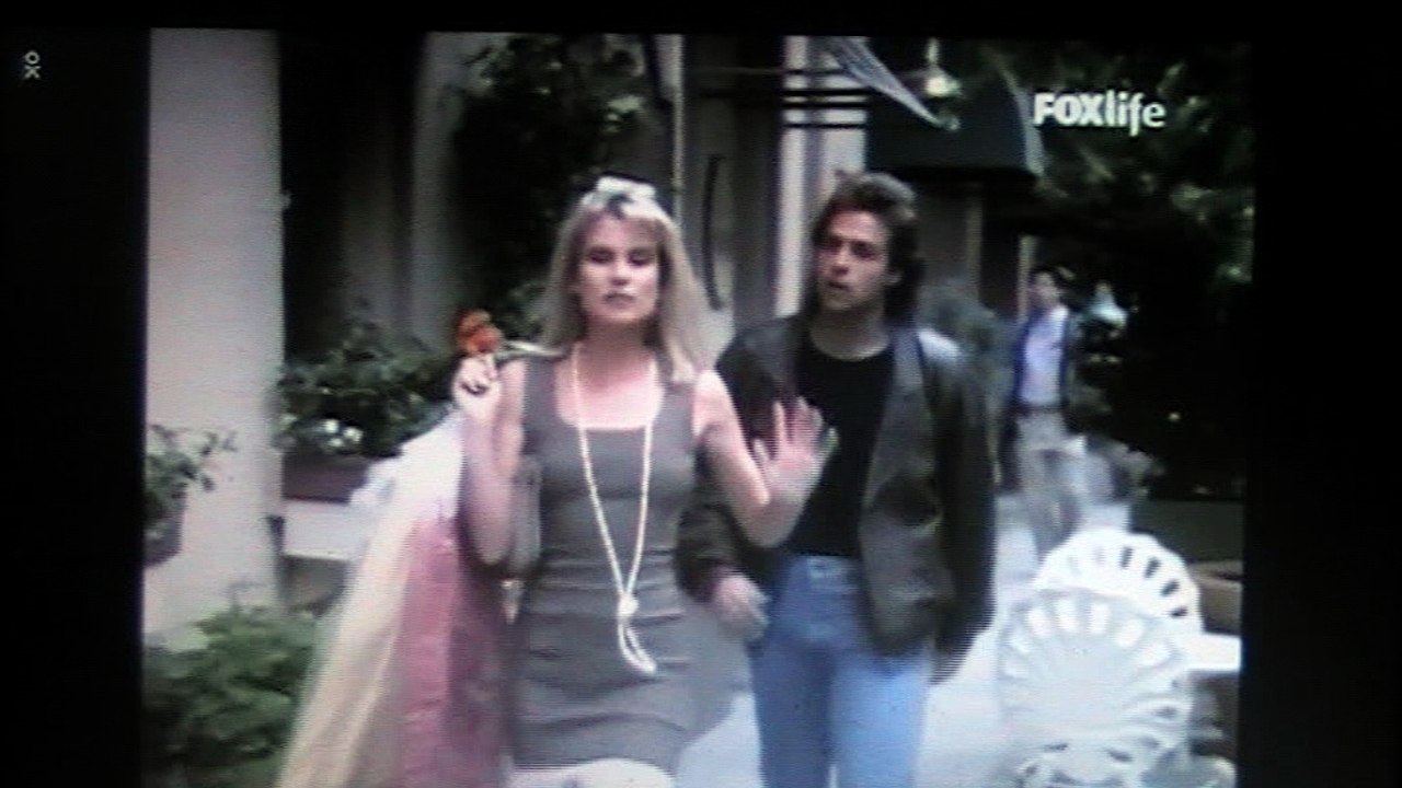 "Cote Ouest" (video en français) - "Tu tiens a moi !"