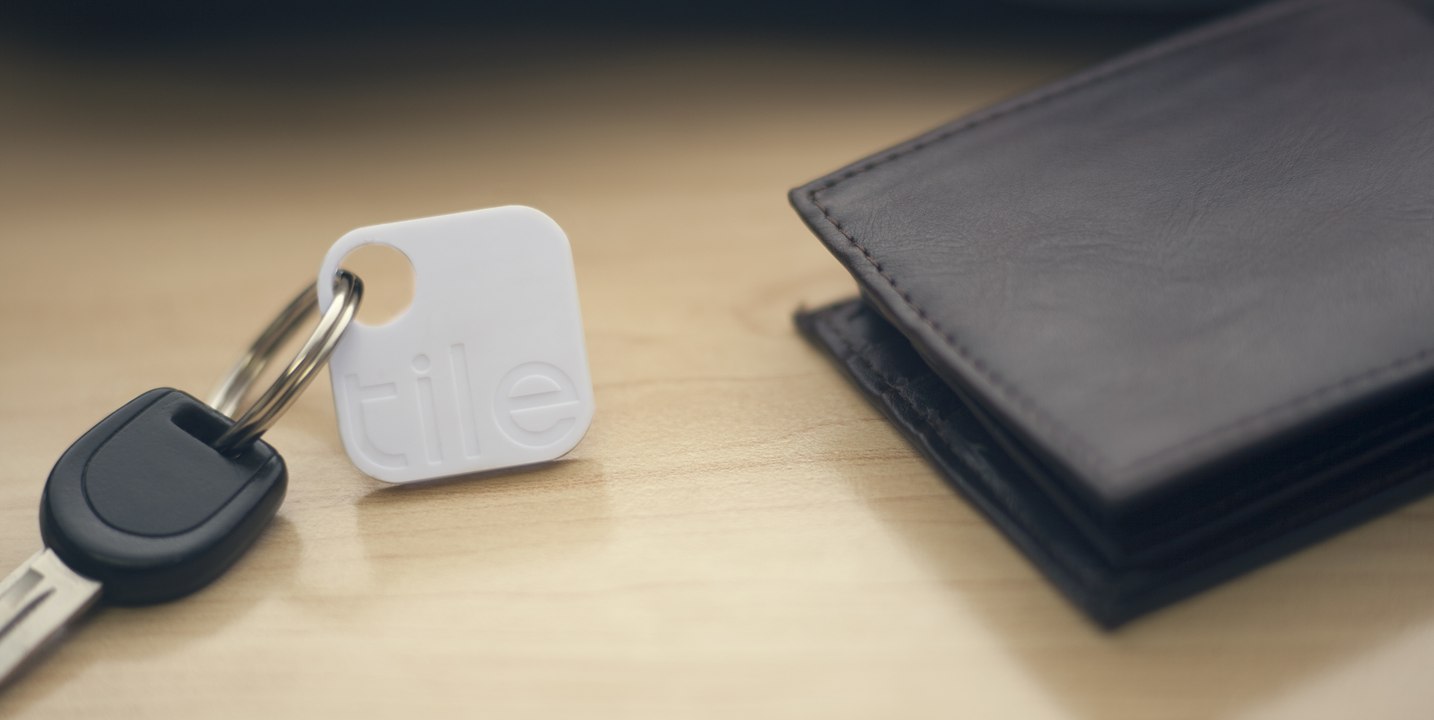 Tile Bluetooth Wireless Tracking Tile Uniit Review! (HD)