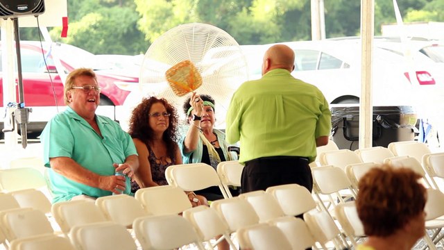 Danny McCorkle sings 'Don't Be Cruel' Elvis Week 2016