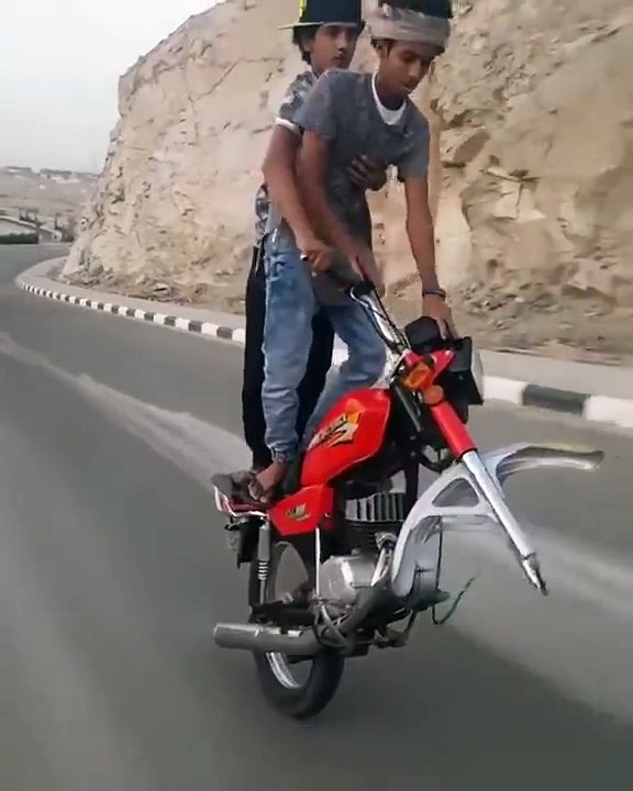 Pourquoi s'embeter avec deux roues