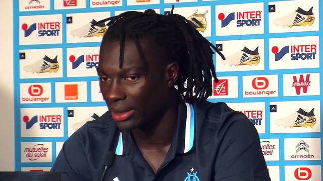 Ligue 1 - Bafétimbi Gomis: Cavani est un attaquant de classe mondiale