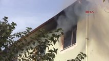 Karacabey'de Eski Devlet Hastanesi Binasında Yangın
