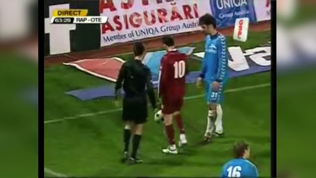 Top 10 Fair-Play Penalty Kicks in Football History HD