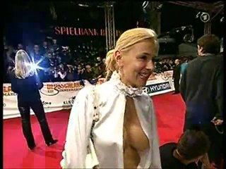 Top soutien-gorge visibles quand il s agit de l événement
