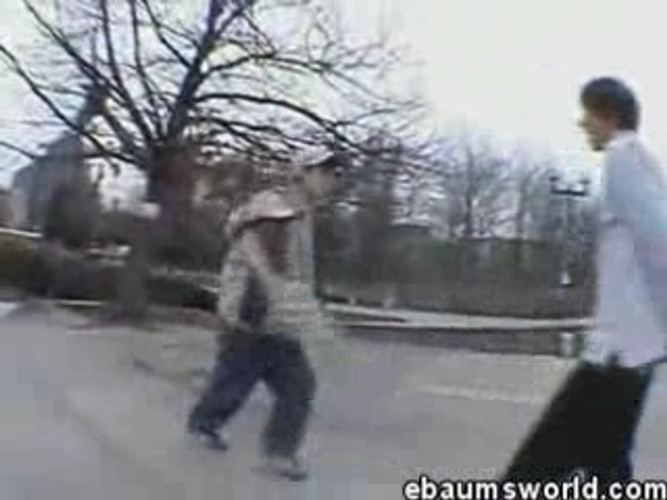 regis cherche l'embrouille