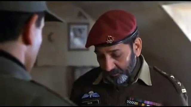 Pakistani Army Jawan Giving Awake Up call to Indian Army