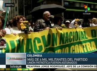 Colombia: sobrevivientes de genocidio de UP se manifiestan en Bogotá