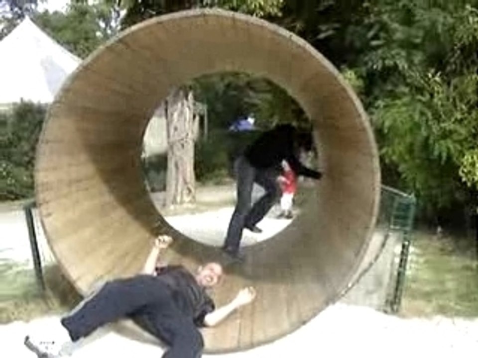 TONNEAU EN FOLIE