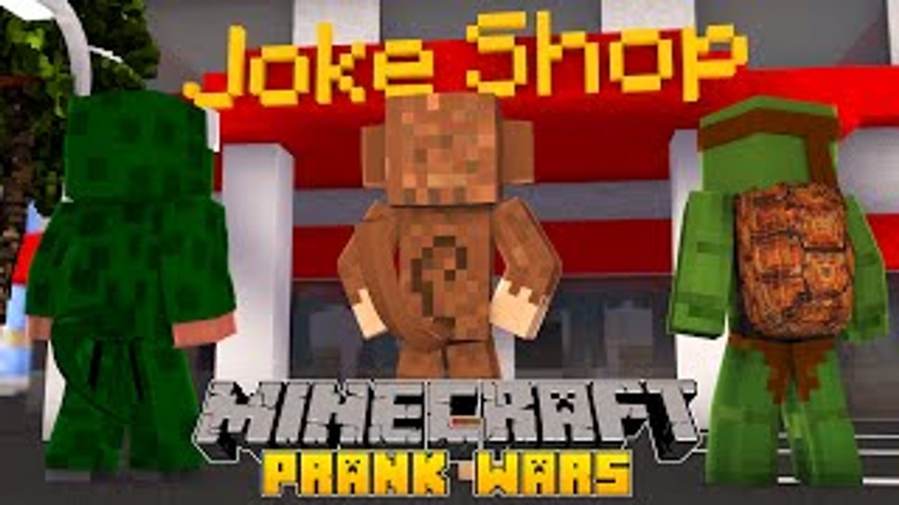 Minecraft PRANK WARS!!! Max the Monkey